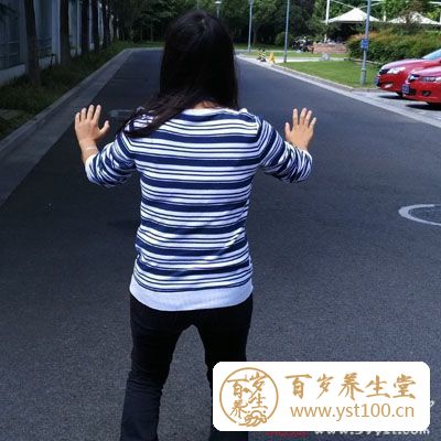在每个式子构成因素的细微转换处